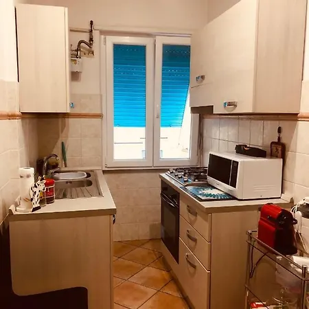 La Corte Sconta B&B Roma Nocleg ze śniadaniem *
